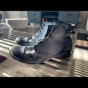 Diesel boots